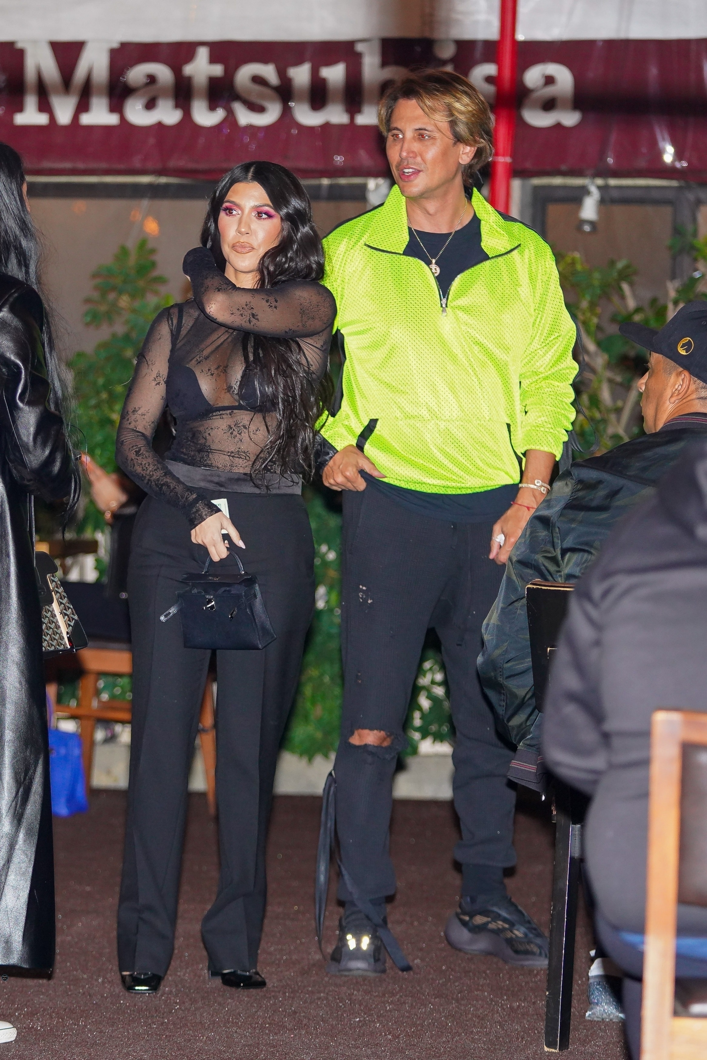 Access_Kardashian_09.jpg