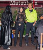Access_Kardashian_05.jpg