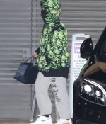 Access_Kardashian_04.jpg