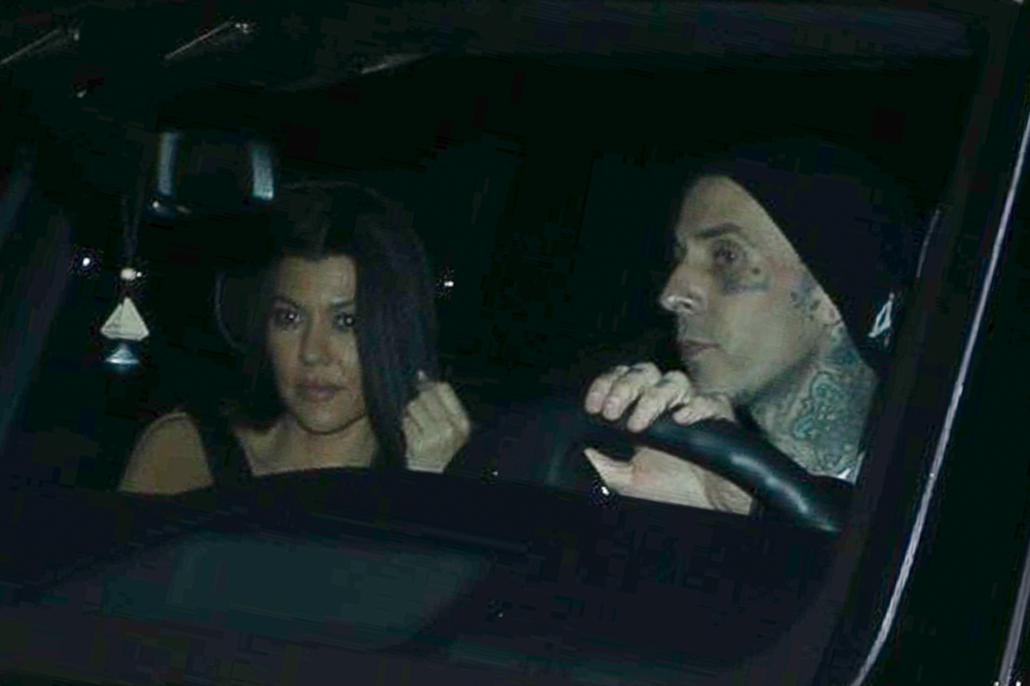 Access_Kardashian_02.jpg