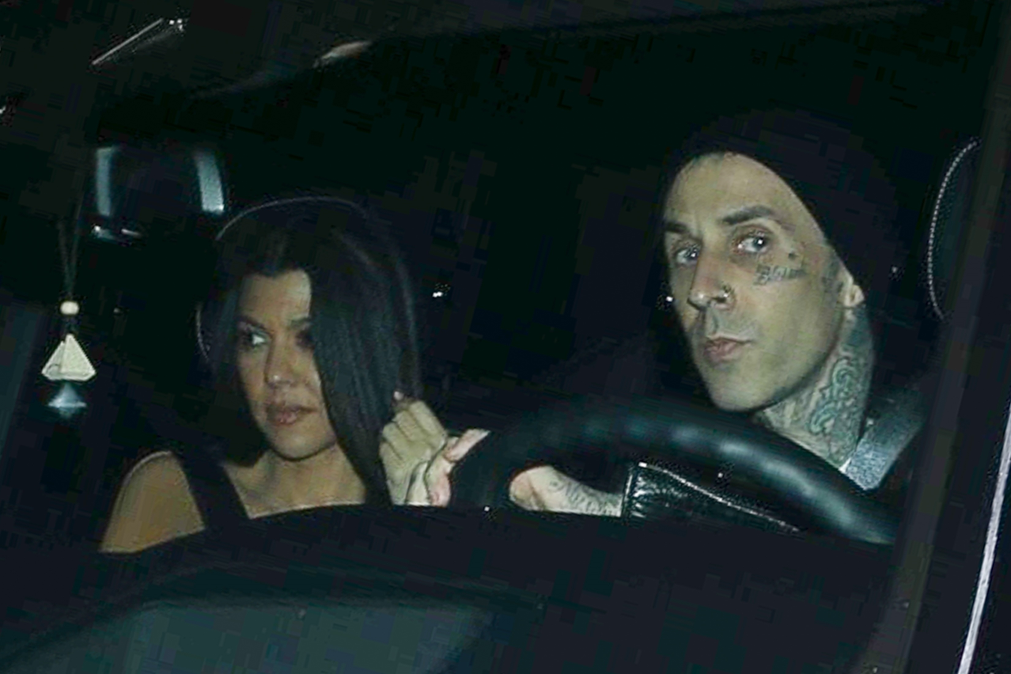 Access_Kardashian_04.jpg