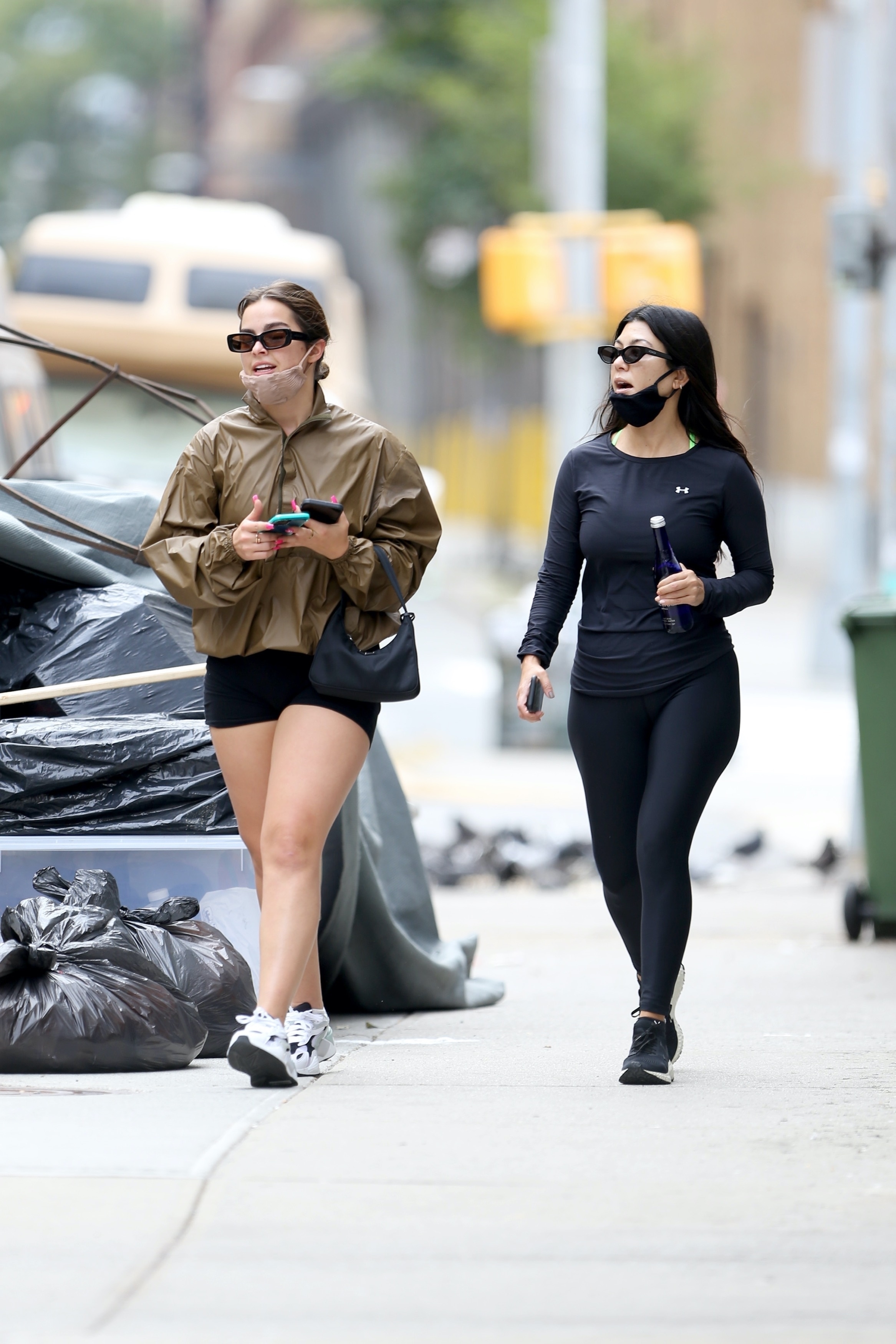 Access_Kardashian_03.jpg