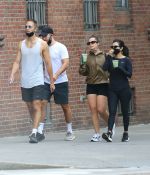 Access_Kardashian_09.jpg