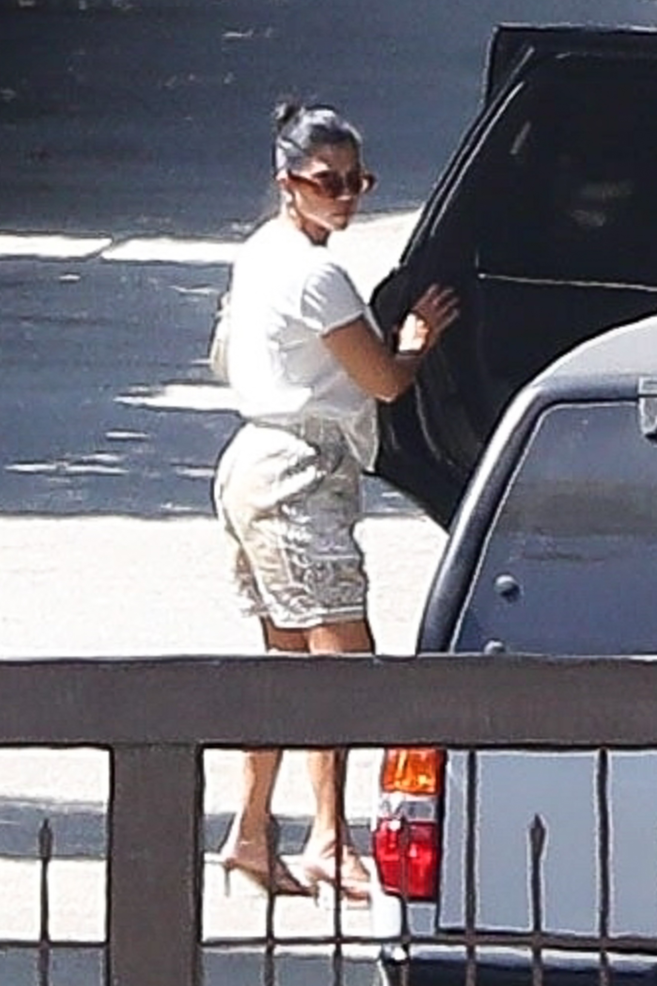 Access_Kardashian_02.jpg