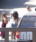 Access_Kardashian_07.jpg