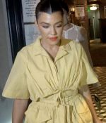 Access_Kardashian_02.jpg