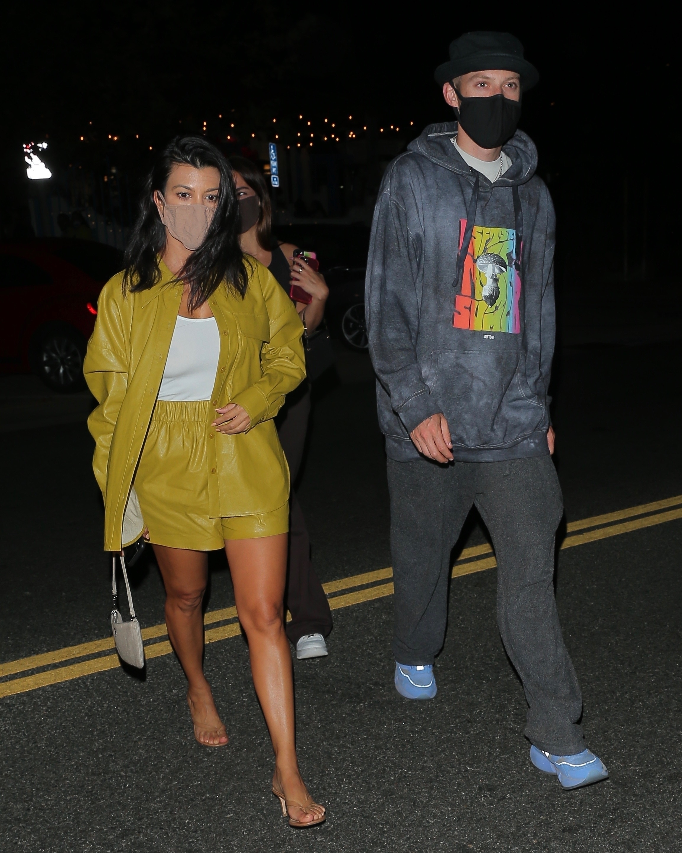 Access_Kardashian_03.jpg