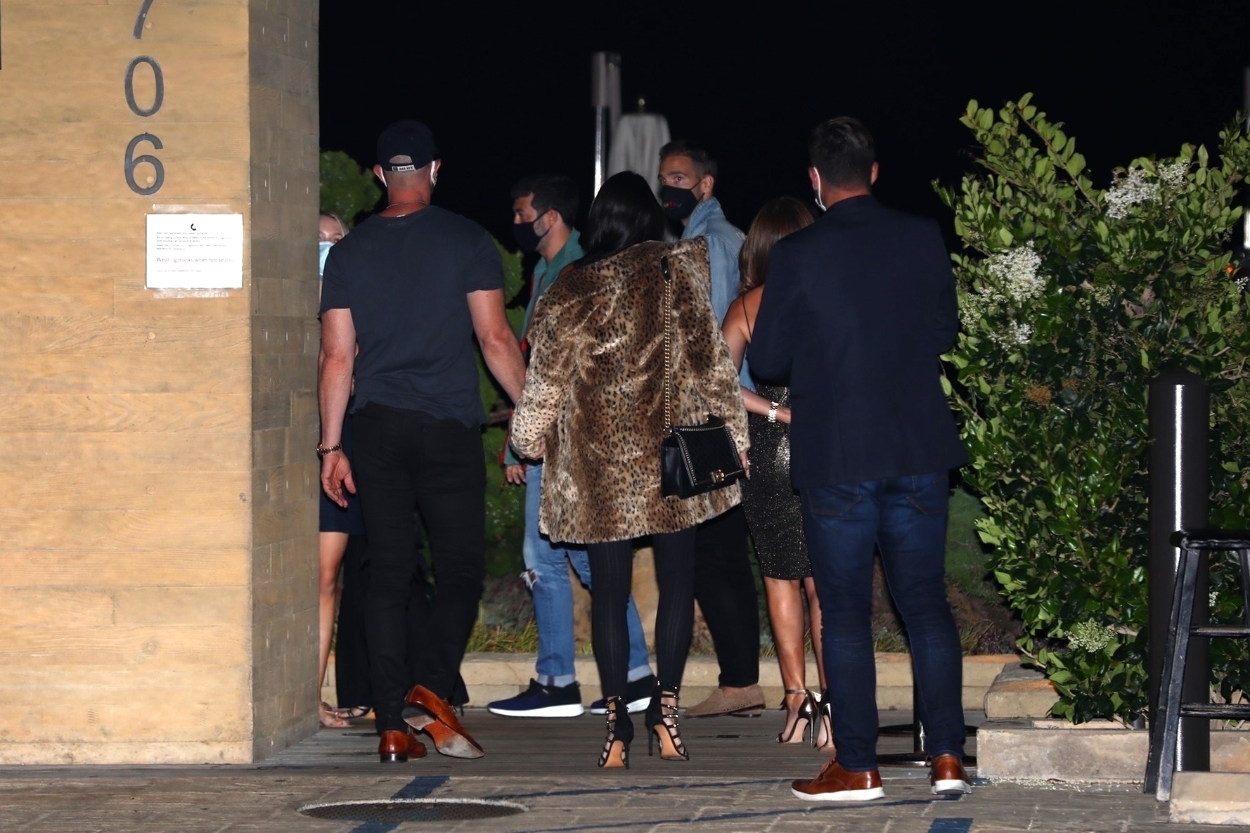 Access_Kardashian_05.jpg