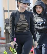 Access_Kardashian_05.jpg
