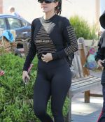Access_Kardashian_08.jpg
