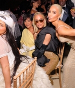 Access_Kardashian011.jpg