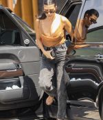 Access_Kardashian_04.jpg
