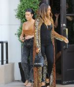 Access_Kardashian_01.jpg