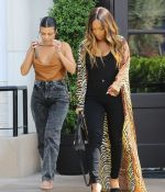 Access_Kardashian_02.jpg