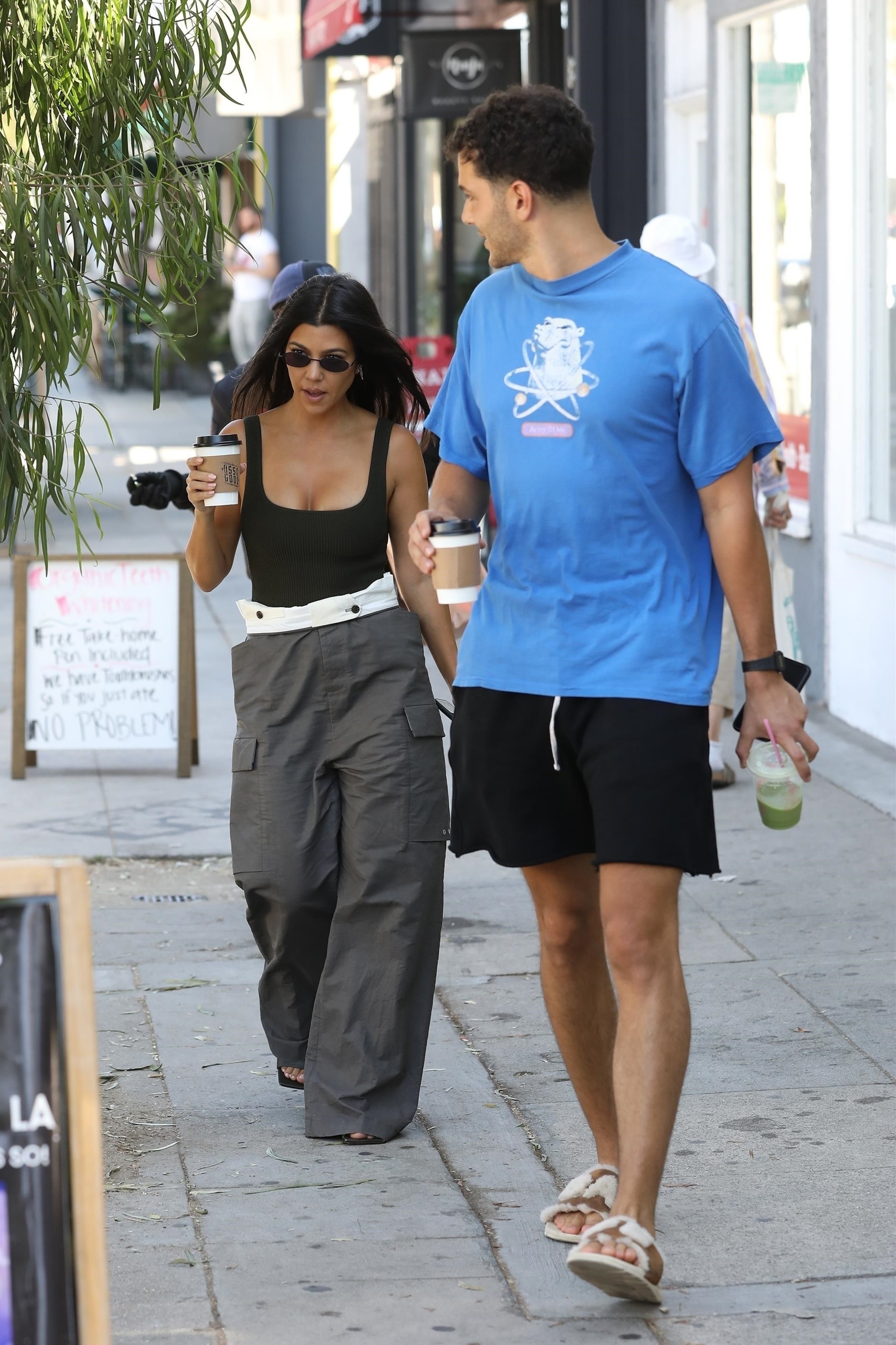 Access_Kardashian_08.jpg