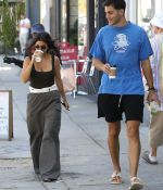 Access_Kardashian_010.jpg