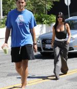 Access_Kardashian_05.jpg