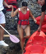 Access_Kardashian_06.jpg