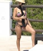 Access_Kardashian_011.jpg