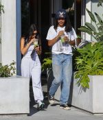 Access_Kardashian_06.jpg