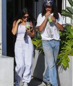 Access_Kardashian_07.jpg