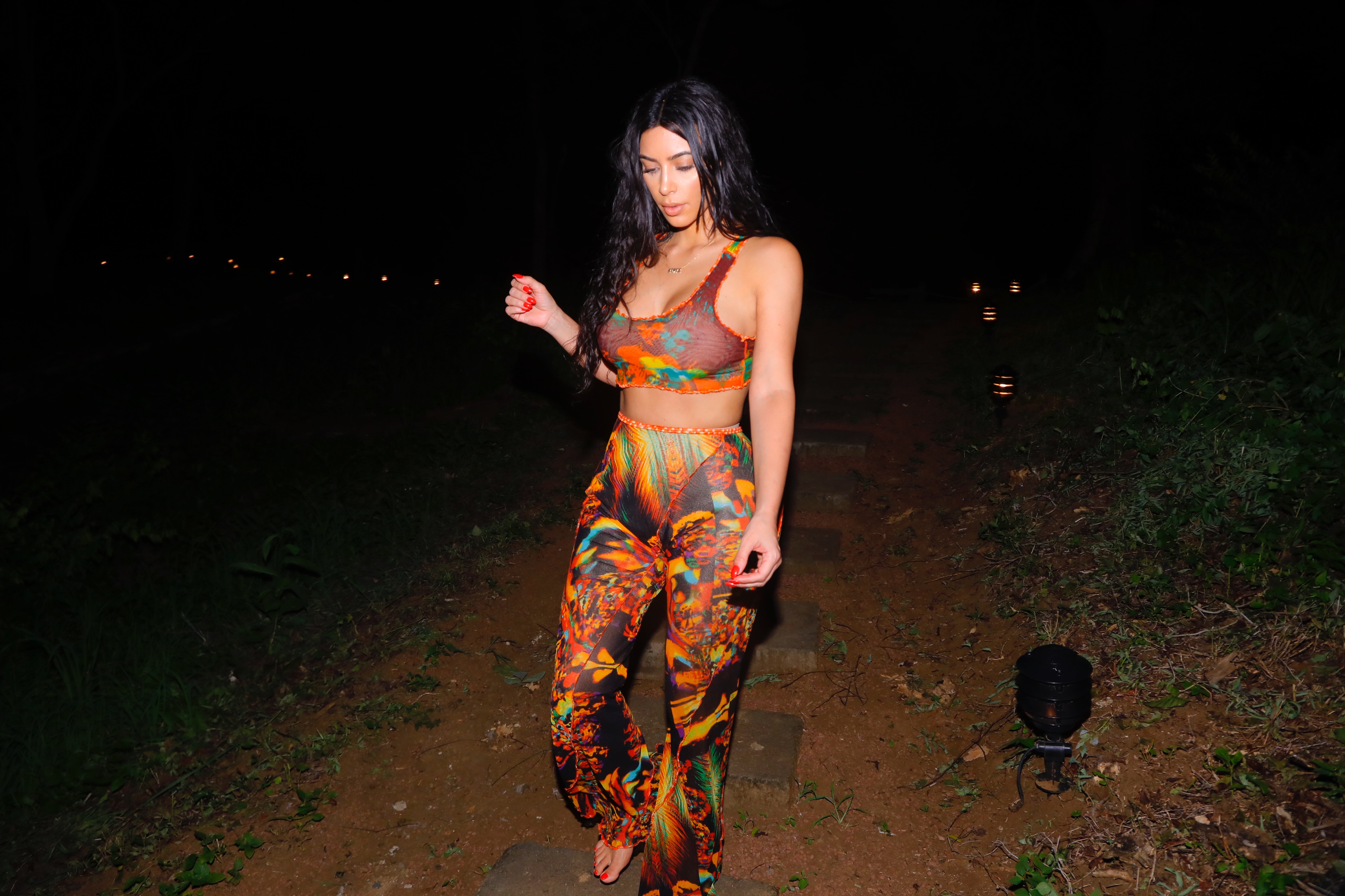 Access_Kardashian_09.jpg