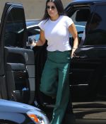 Access_Kardashian_01.jpg