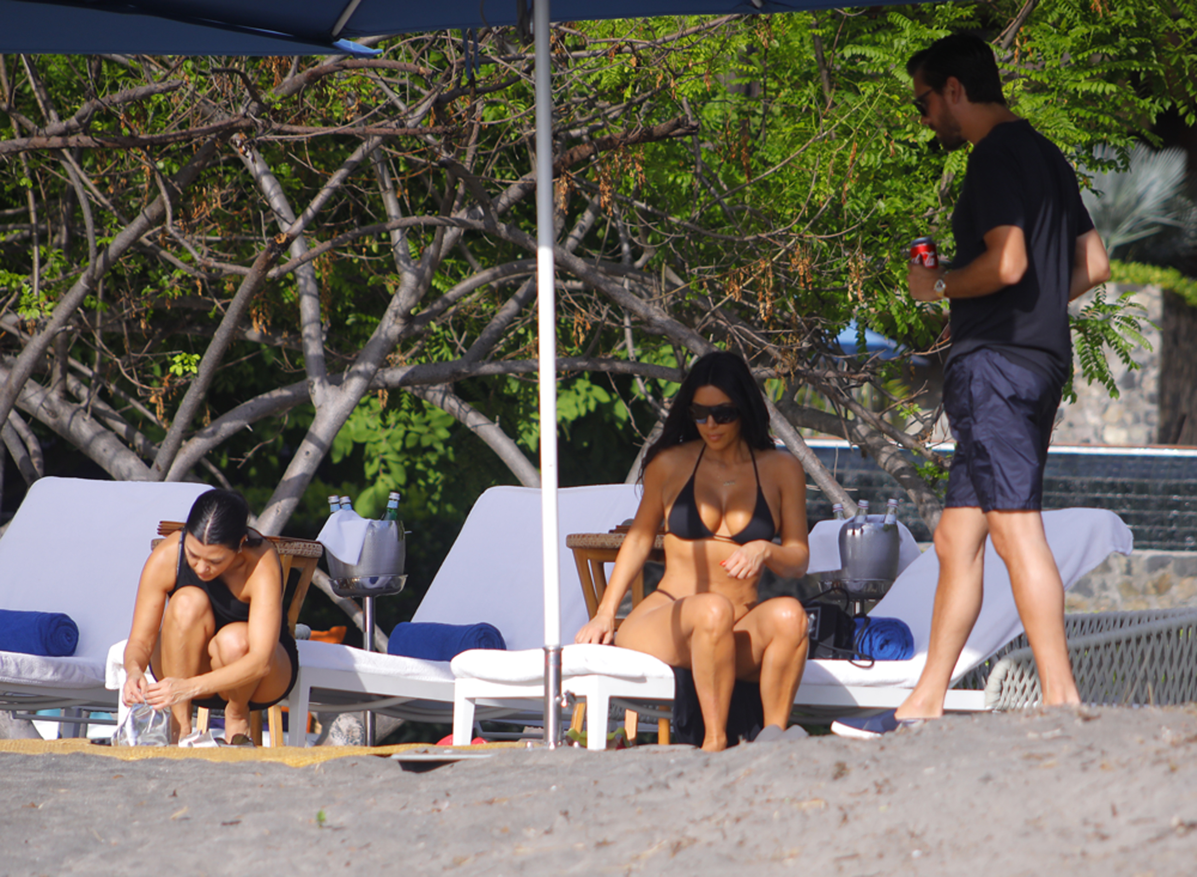 Access_Kardashian_06.jpg