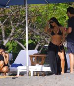 Access_Kardashian_05.jpg