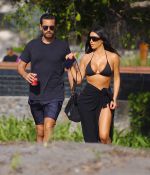 Access_Kardashian_01.jpg