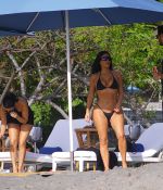 Access_Kardashian_07.jpg
