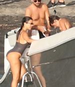 Access_Kardashian_03.jpg