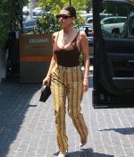 Access_Kardashian_01.jpg