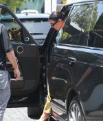 Access_Kardashian_05.jpg