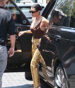 Access_Kardashian_06.jpg
