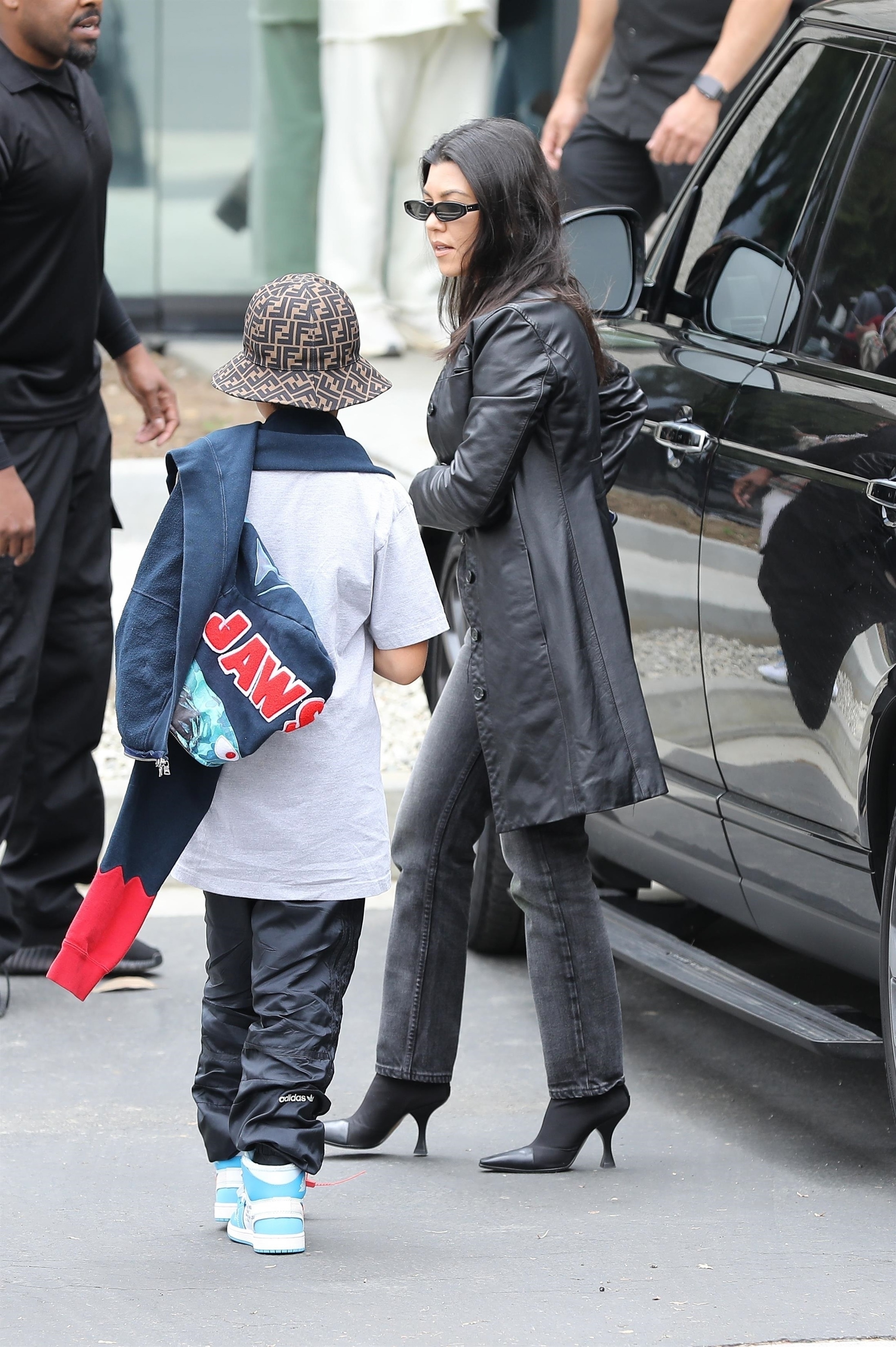 Access_Kardashian_08.jpg