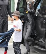Access_Kardashian_07.jpg