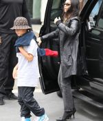 Access_Kardashian_09.jpg