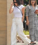 Access_Kardashian_05.jpg