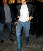 Access_Kardashian_06.jpg