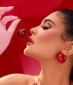 Access_Kardashian_003.jpg