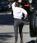 Access_Kardashian_04.jpg