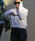 Access_Kardashian_01.jpg