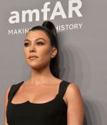 Access_Kardashian_02.jpg