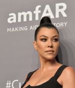 Access_Kardashian_03.jpg