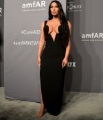 Access_Kardashian_032~0.jpg