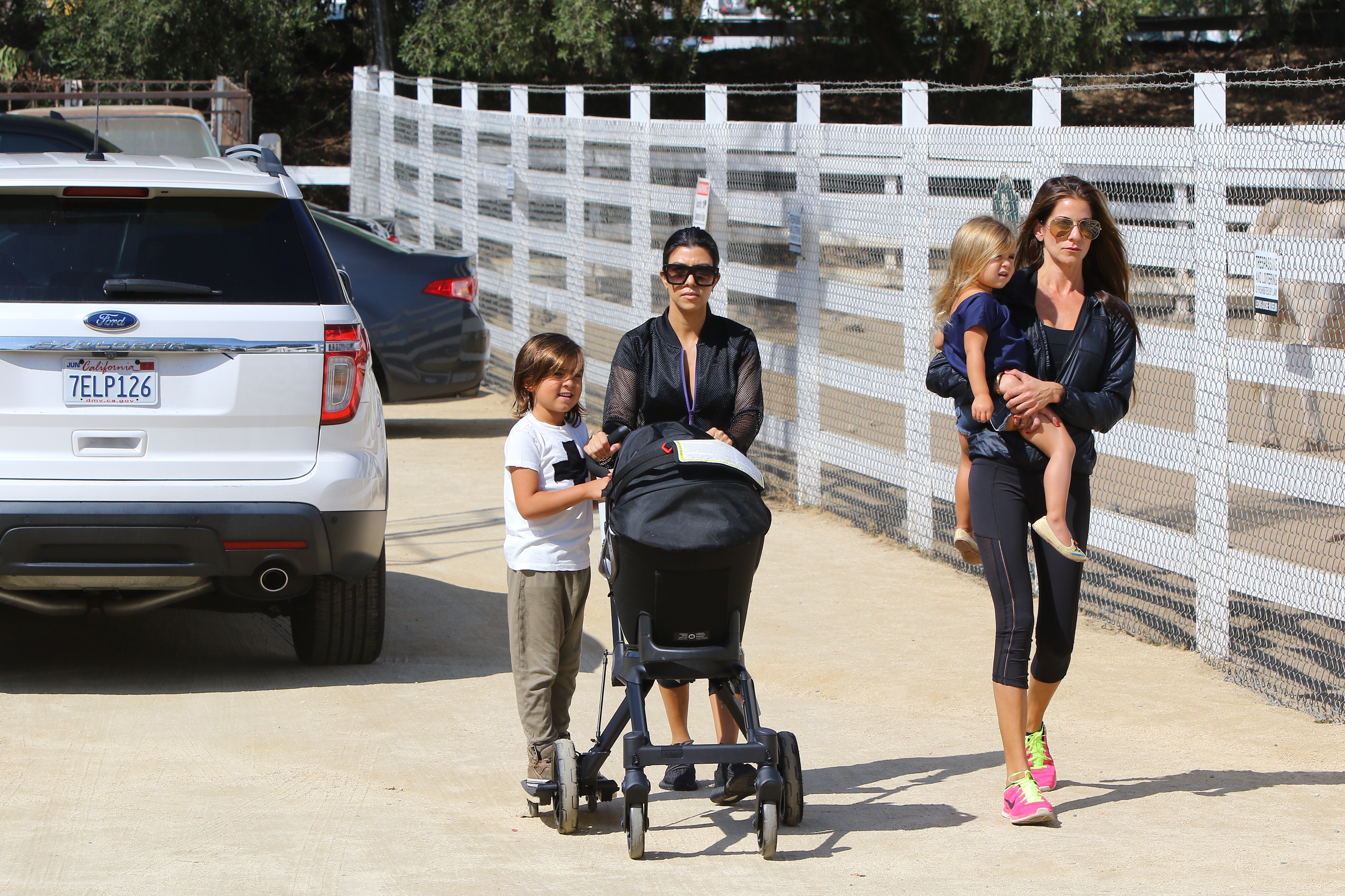 Access_Kardashian_02.jpg