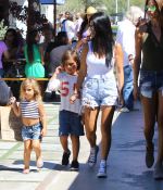 Access_Kardashian_013.jpg