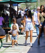 Access_Kardashian_023.jpg