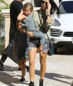 Access_Kardashian_08.jpeg